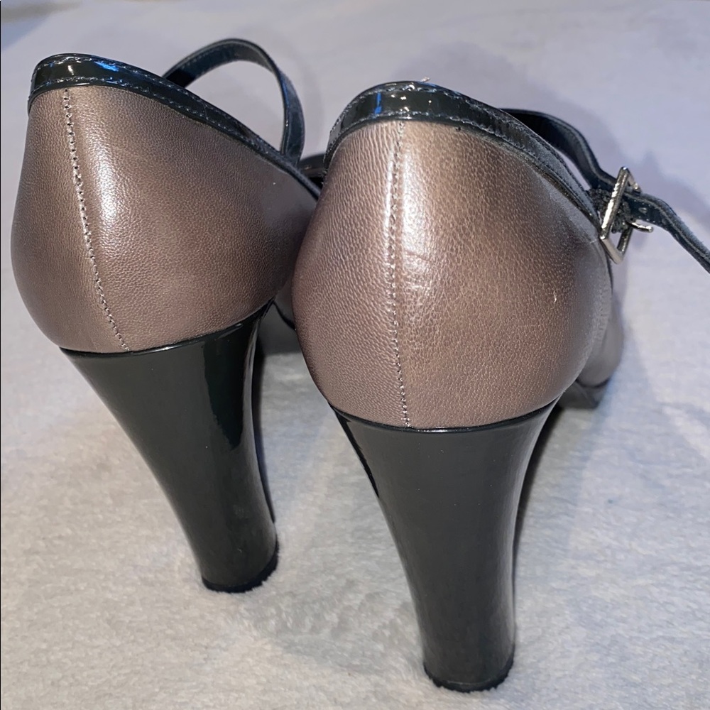 Lauren Ralph Lauren Mary Jane taupe leather gray patent platform heels Sz 8.5 - Picture 3 of 9